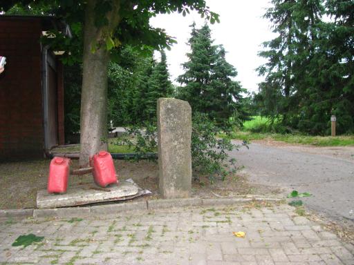 Onbekende steen in Breklenkamp (Foto: Dick Waanders)