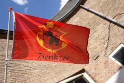 Vlag van Zierikzee (Foto: Hans Hermans)