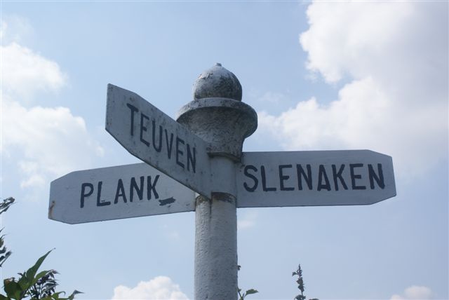 Wegwijzer uit Heimans’ tijd (Foto: Hans Hermans)