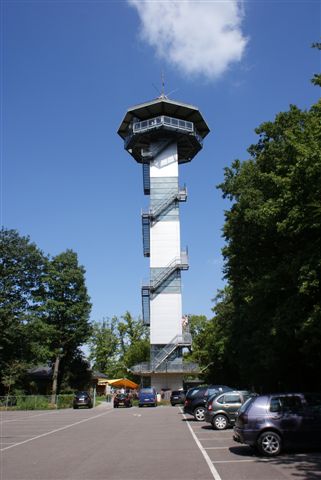 De hoge Boudewijntoren
