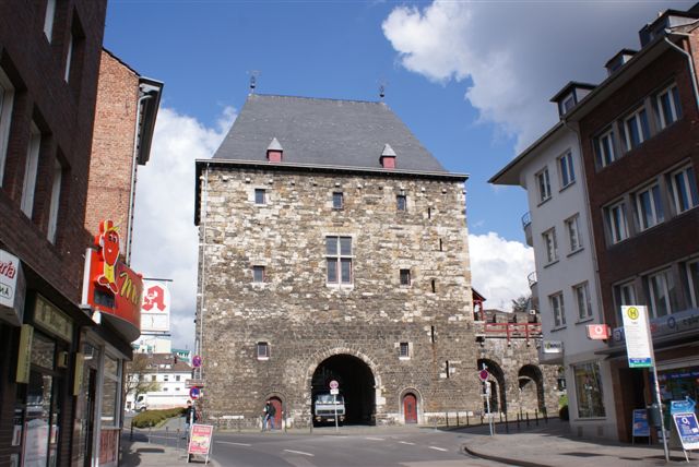 Ponttor, poortgebouw in Aken