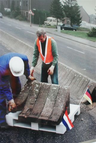 Leiconblokken worden gesloopt (Foto: Josef Kreutzer)