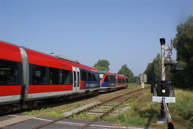 Euregiotrein passeert de grens (Foto: Hans Hermans)
