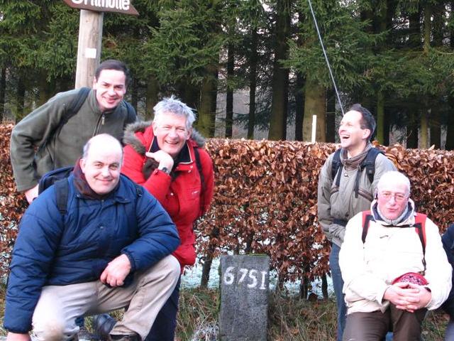 Peter met andere bekende grenswandelaars
