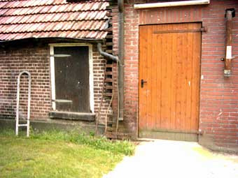 Achter deze deur stond de originele 69 (Foto Aafke de Wijk)